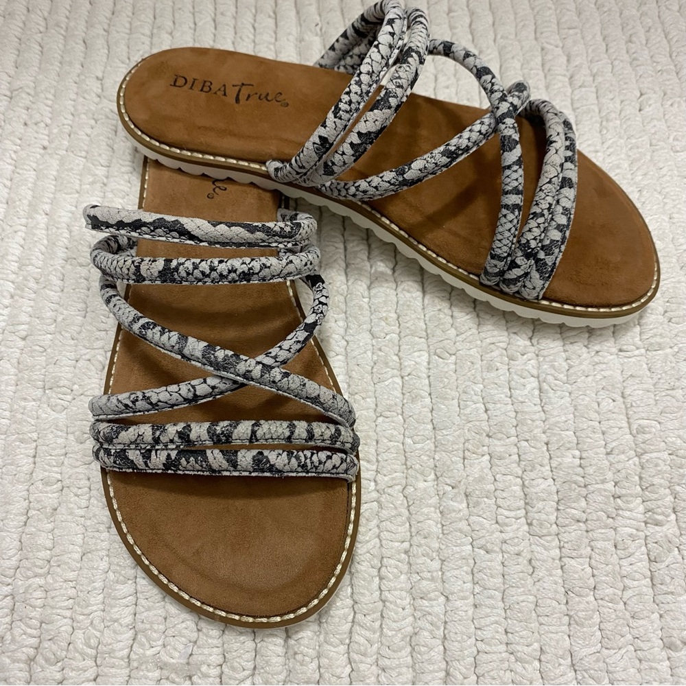 Diba True Cedar Cove Gray Snake Leather Strappy Slide Sandals‎ Size 7.5 Womens